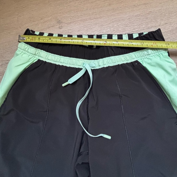 Lululemon Athletica Run Bandit Black and Mint Track Pants - Picture 12 of 14